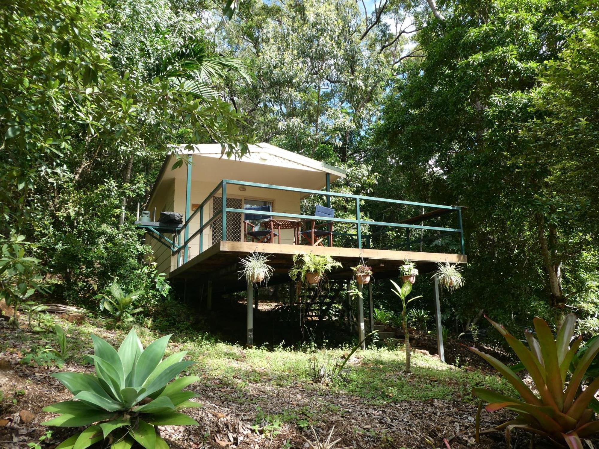 Vista Hinchinbrook Aparthotel Cardwell Buitenkant foto